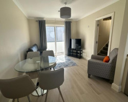 ST. BRIDGET'S APARTMENTS MIDWEEK SPECIAL 
