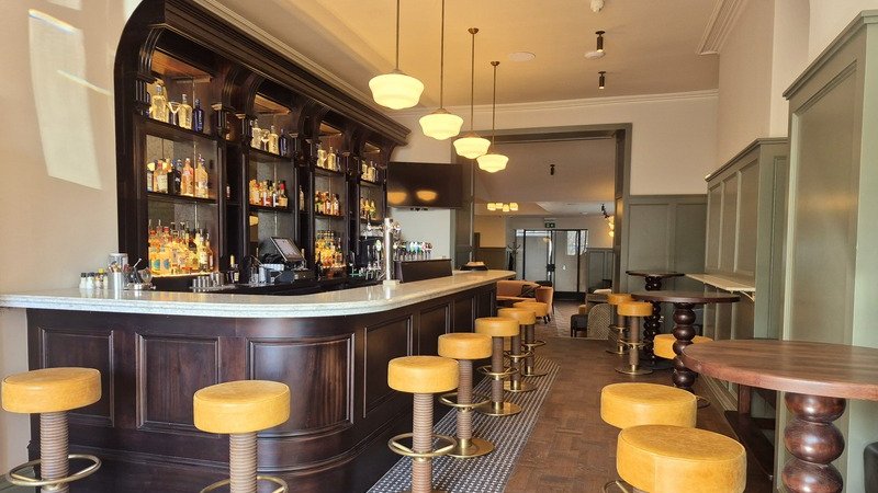 Burger large Western Hotel Galway